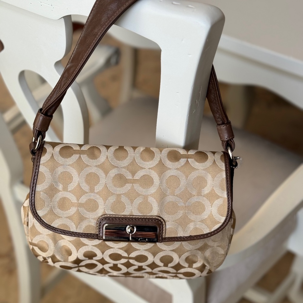 Vintage Coach Shoulder Bag